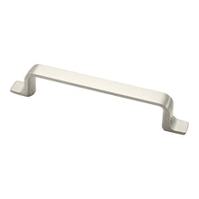 Marathon Hardware Henlow Modern Pull (9634)