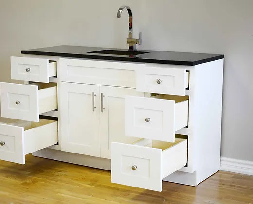 Vanité en bois massif 60" Bella avec comptoir en quartz - 2 portes et 6 tiroirs