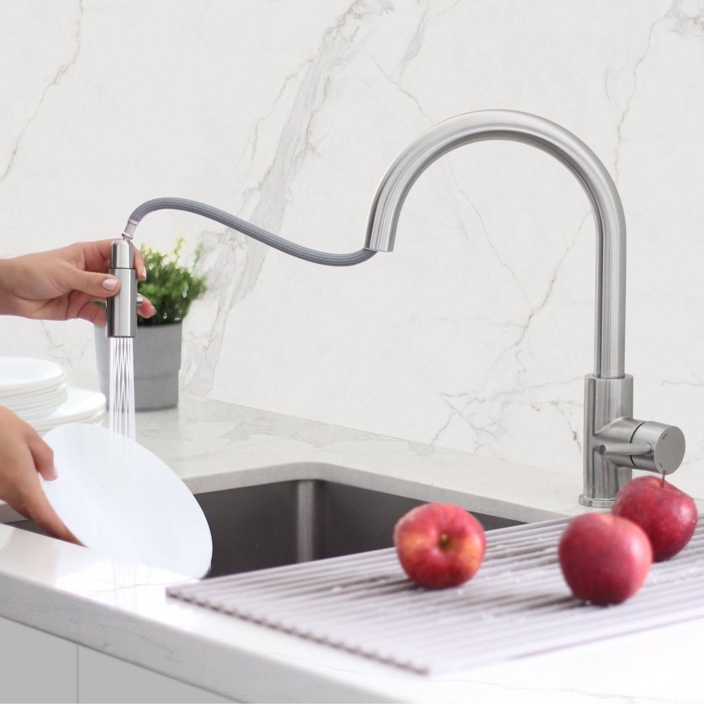 Stylish Modena 14" Kitchen Faucet Single Handle Pull Down Dual Mode Stainless Steel Brushed Finish K-131S - Renoz