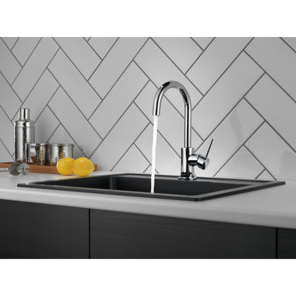 Delta Robinet de cuisine pivotant TRINSIC True Bar Limited - Chrome