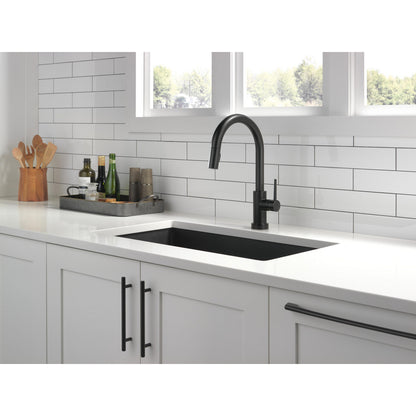 Delta TRINSIC Single Handle Pull-Down Kitchen Faucet with Touch2O Technology- Matte Black