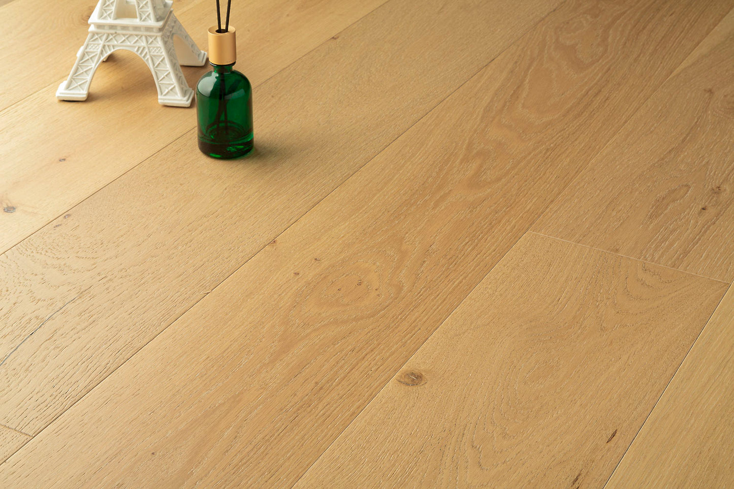 Plancher de bois franc Grandeur Collection Métropolitain Versailles (Bois Franc d'ingénierie)