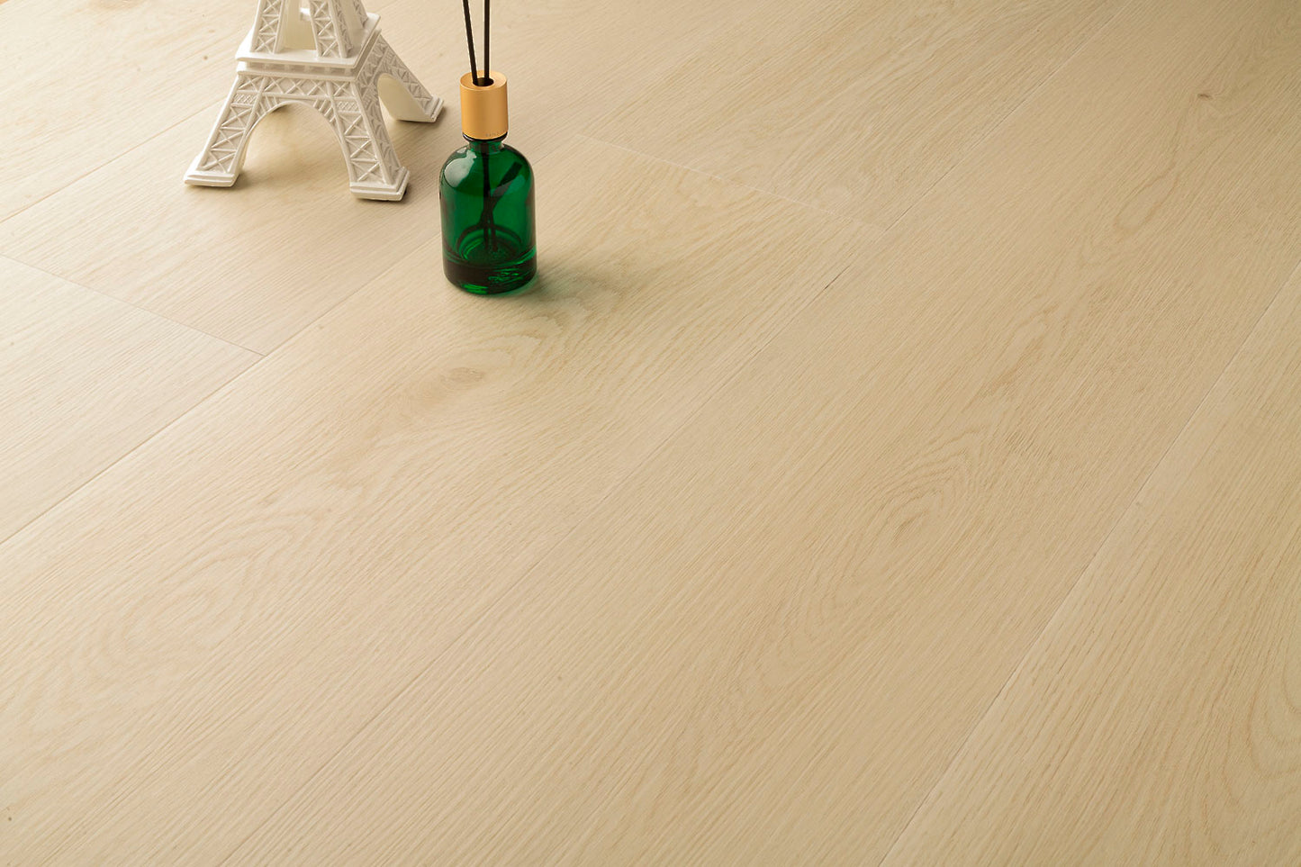 Plancher de bois franc Grandeur Collection Bliss Morning Dew (Vinyle SPC)